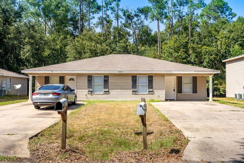 440430 1/2 Street 1 St, Gulfport, MS 39501 House Rental in