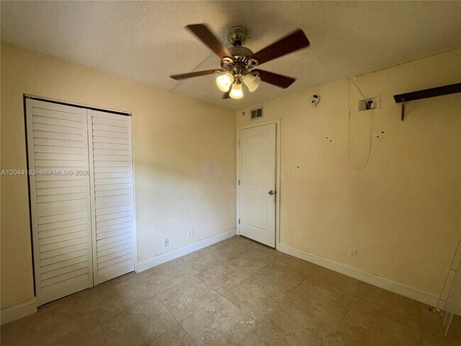 Foto del edificio - 9044 NW 28th Dr