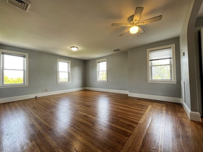 Building Photo - 82 Roanoke St