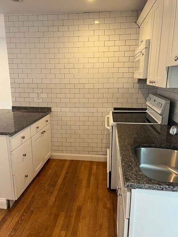 Foto del edificio - 284 Washington St