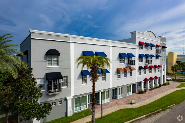 300 State St E Oldsmar, FL 34677 - Oldsmar Galleria
