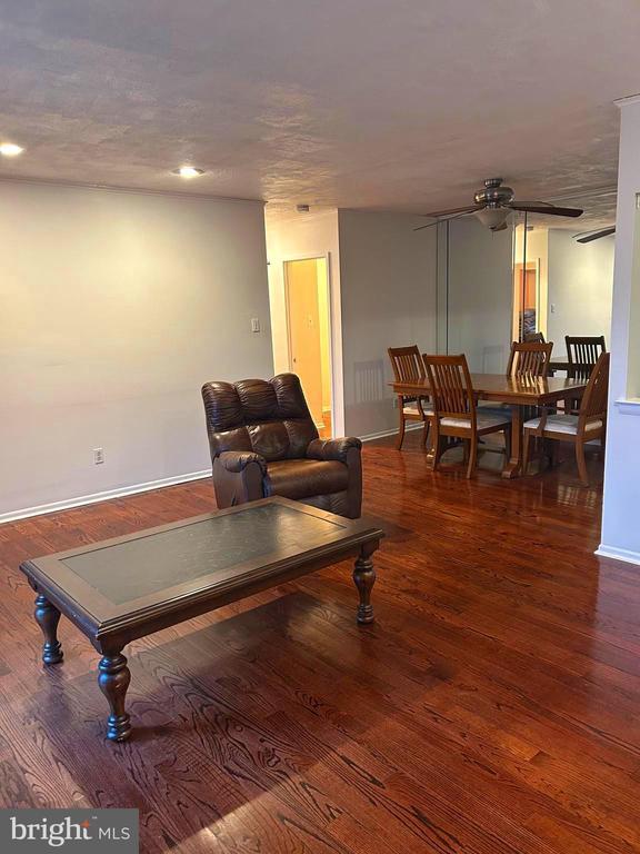 Foto del edificio - 50301 Delaire Landing Rd
