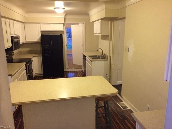 Foto del edificio - 5720 Hoover Ave