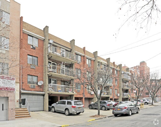 Foto del edificio - 13917-13931 34th Ave