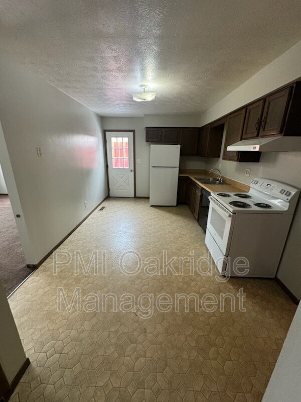 Foto del edificio - 205 Debbie Dr