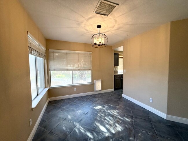Building Photo - STUNNING 4BD/2.5BA SUMMERLIN CUL-DE-SAC HOME WITH POOL! MOVE IN BONUS!!