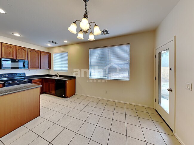 Foto del edificio - 15139 N 173rd Ln