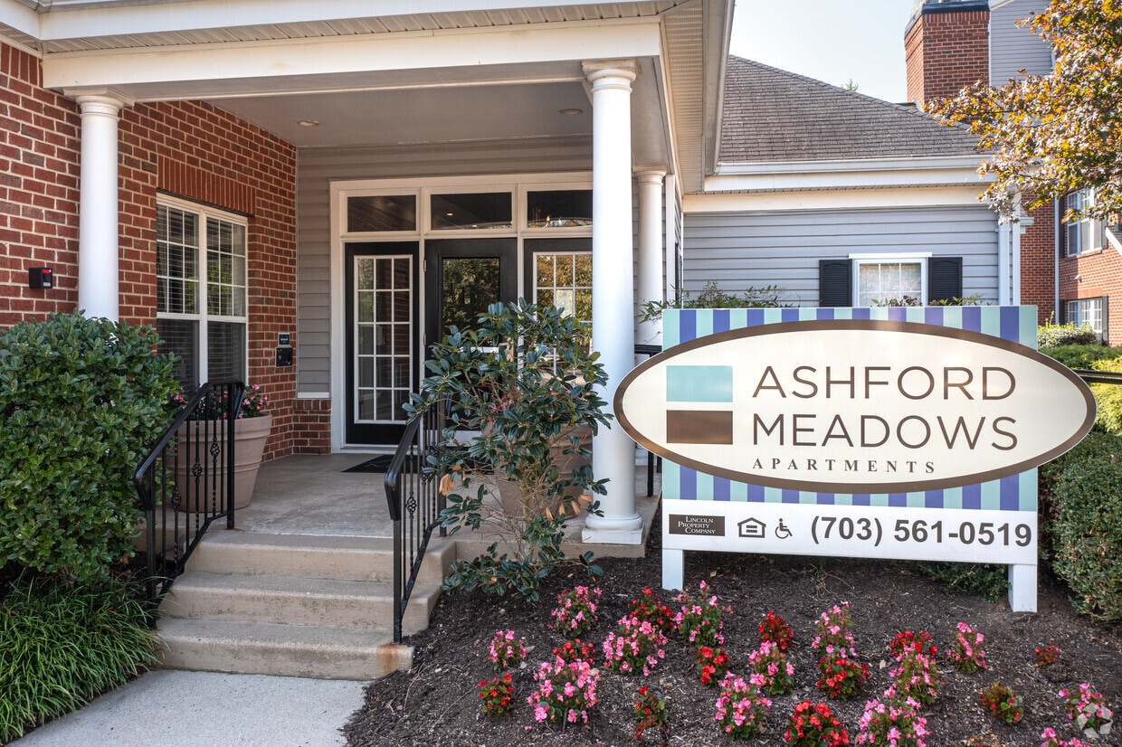 Ashford Meadows 2551 Cornelia Rd Herndon, VA