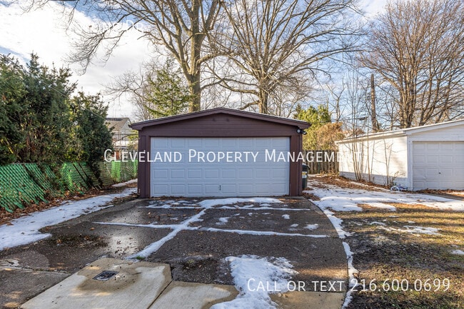 Building Photo - 854 Keystone Dr