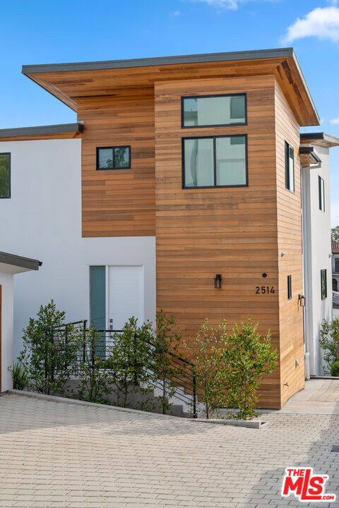 Foto del edificio - 2514 Berkeley Ave