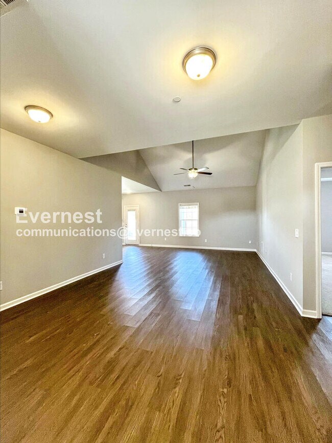 Foto del edificio - 1117 Prospect Ct