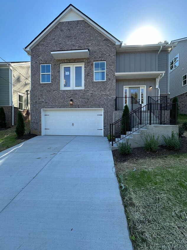 Primary Photo - Brand New Home in Sugar Valley.