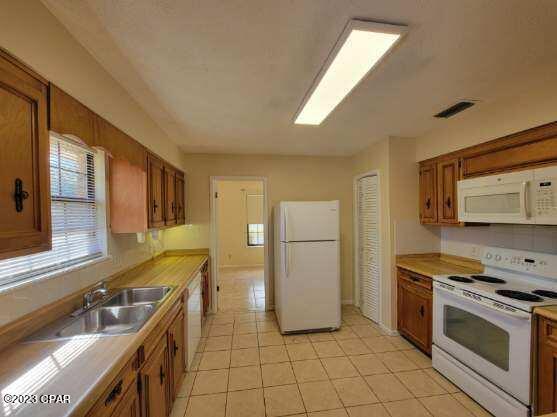 Foto del edificio - 738 Oak Ave