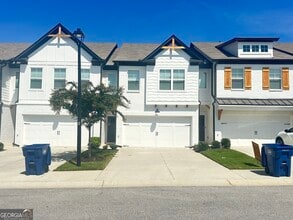 Building Photo - 62 Garrison Dr