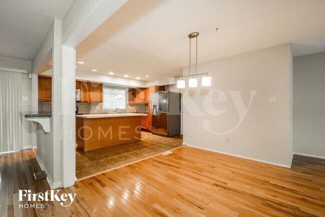 Building Photo - 14659 Baratton Dr