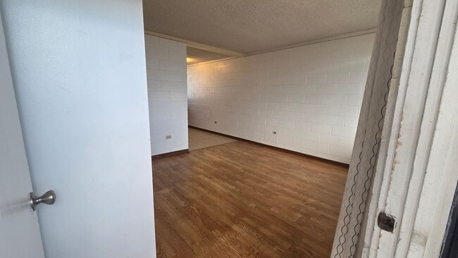 Photo - Pearl Ridge 2 Bedroom at Harbor Vista. Apartment