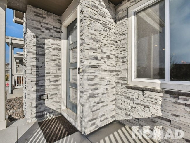 Building Photo - 23557 E 5th Pl