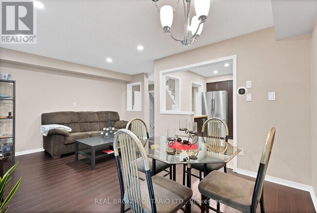 Building Photo - 7360-7360 Zinnia Pl