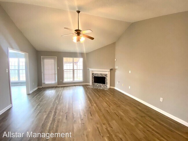 Building Photo - 4 br, 2 bath House - 1826 Cherry Creek Drive