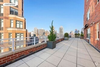 Building Photo - 177 E 75th St