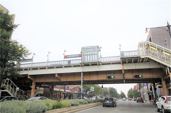 Foto del edificio - 3906 N Ashland Ave