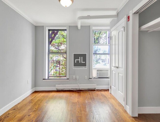 Foto del edificio - AMAZING ONE BEDROOM APARTMENT!! AMAZING DE...