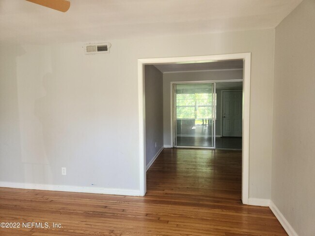 Building Photo - 4037 Conga St