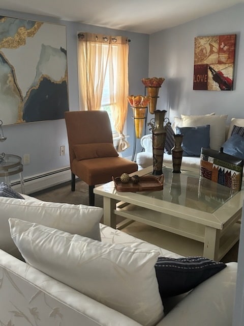 Building Photo - 285 Main St