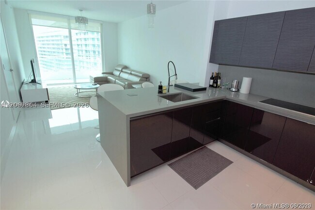 Building Photo - 1080 Brickell Ave