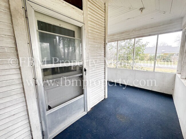 Building Photo - 507 Williams - Charming 3 Bedroom, 1 Bathr...