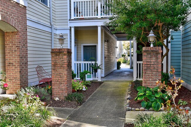 Foto del edificio - 8264 N View Blvd