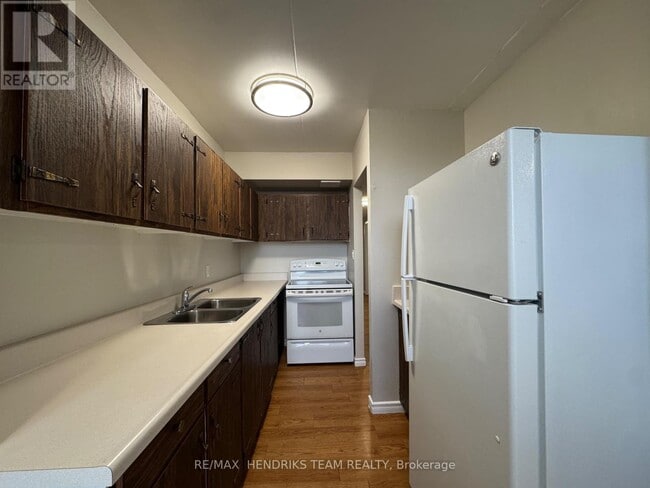 Building Photo - 80 Rockwood Ave