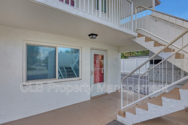 Foto del edificio - 60 Vining Ct