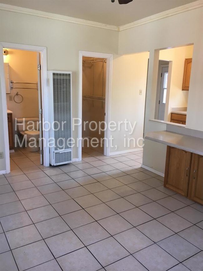 Foto del edificio - Cozy and quiet 1 bedroom! ALL UTILITIES PAID!