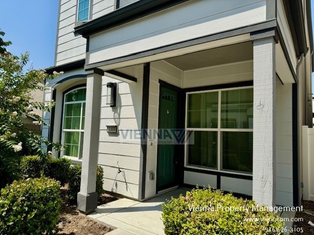 Foto del edificio - 3303 Hummingbird Ct