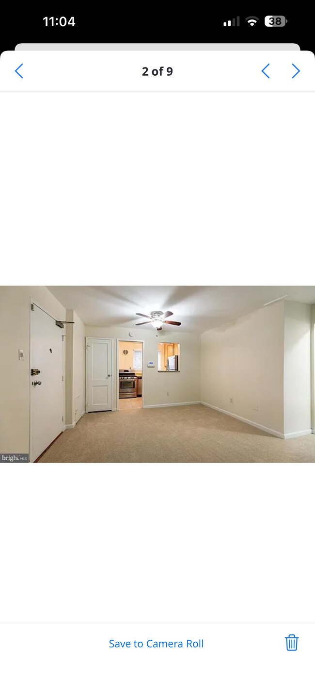 Foto del edificio - 10410 Montrose Ave