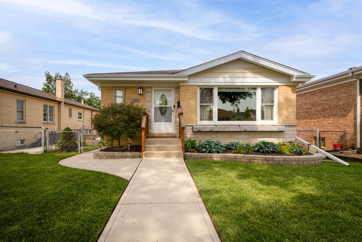 Foto principal - 1906 N 75th Ct