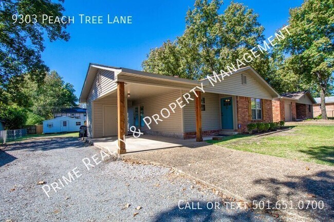 Foto del edificio - 9303 Peach Tree Ln