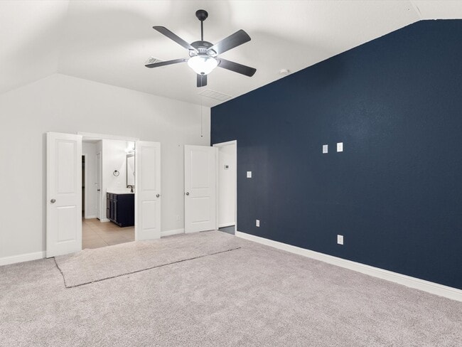 Building Photo - 23827 Pennington Hills Dr