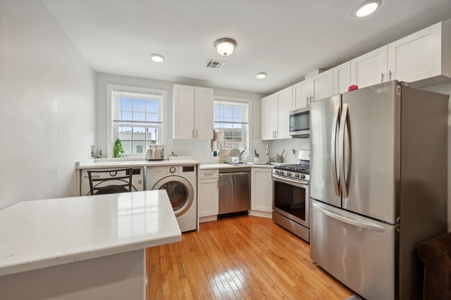 Photo - 240.5 South St House