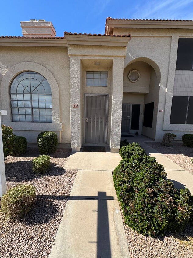 Foto principal - Chandler Townhome for rent!