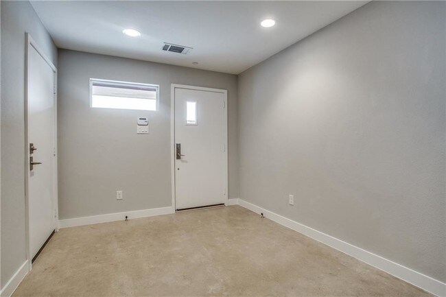 Foto del edificio - 2310 N Fitzhugh Ave