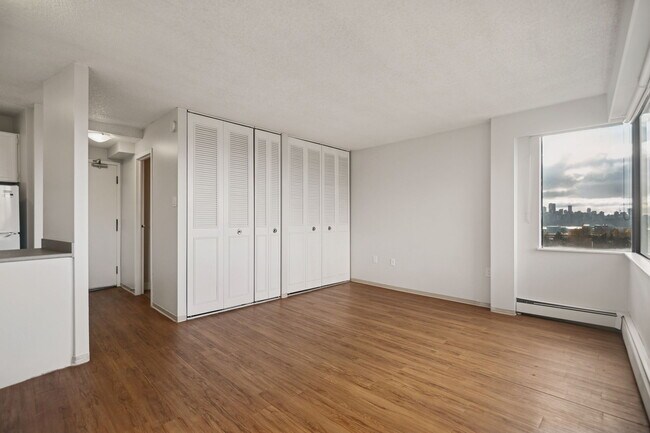 Espace vital - International Plaza (Residential)