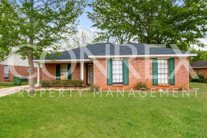 Primary Photo - Lovely 3 Bedroom with Brick Fireplace!