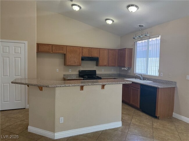 Building Photo - 2983 Scenic Valley Way