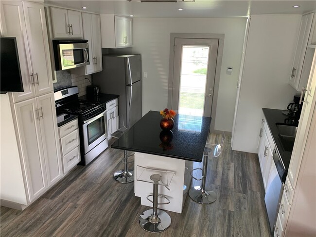 Building Photo - 3467 Willowrun Dr