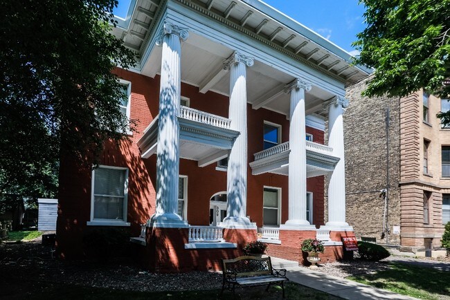 Building Photo - 309 Dayton Ave
