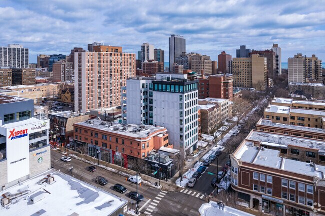 Aerial Photo - 550 Wellington Ave
