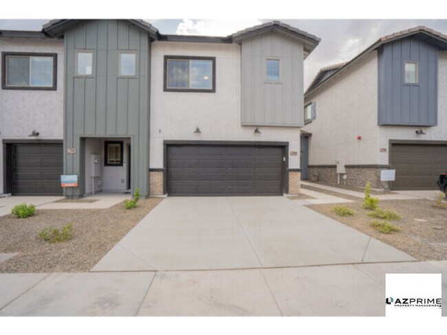 Building Photo - Find space, style, and serenity in this 2/...