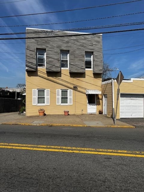 Foto del edificio - 417 Fairview Ave